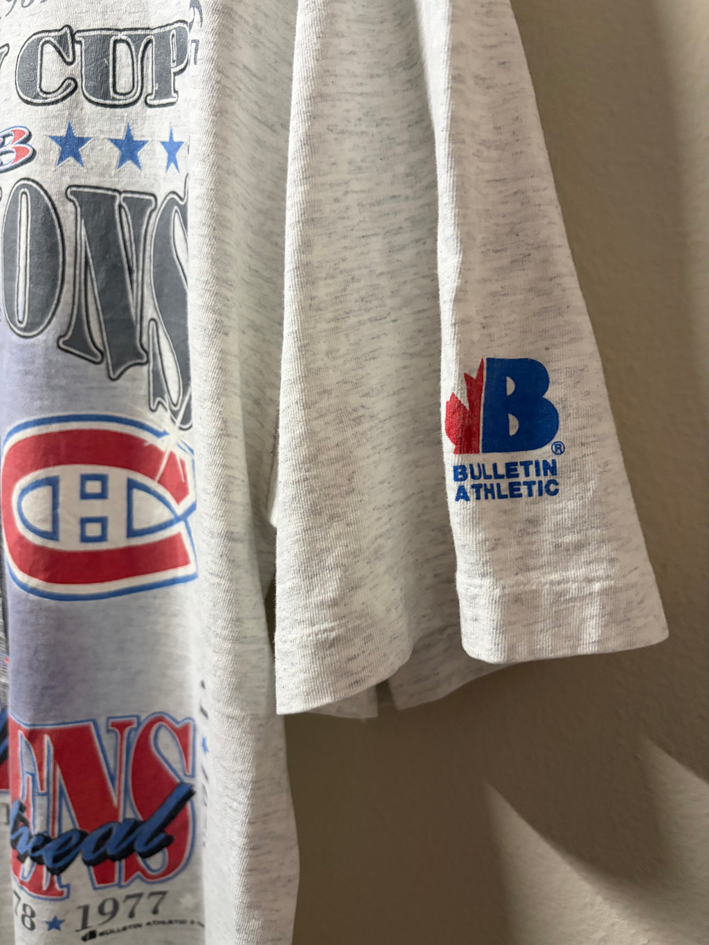 Vintage Montreal Canadiens Stanley Cup Champs T Shirt (L)