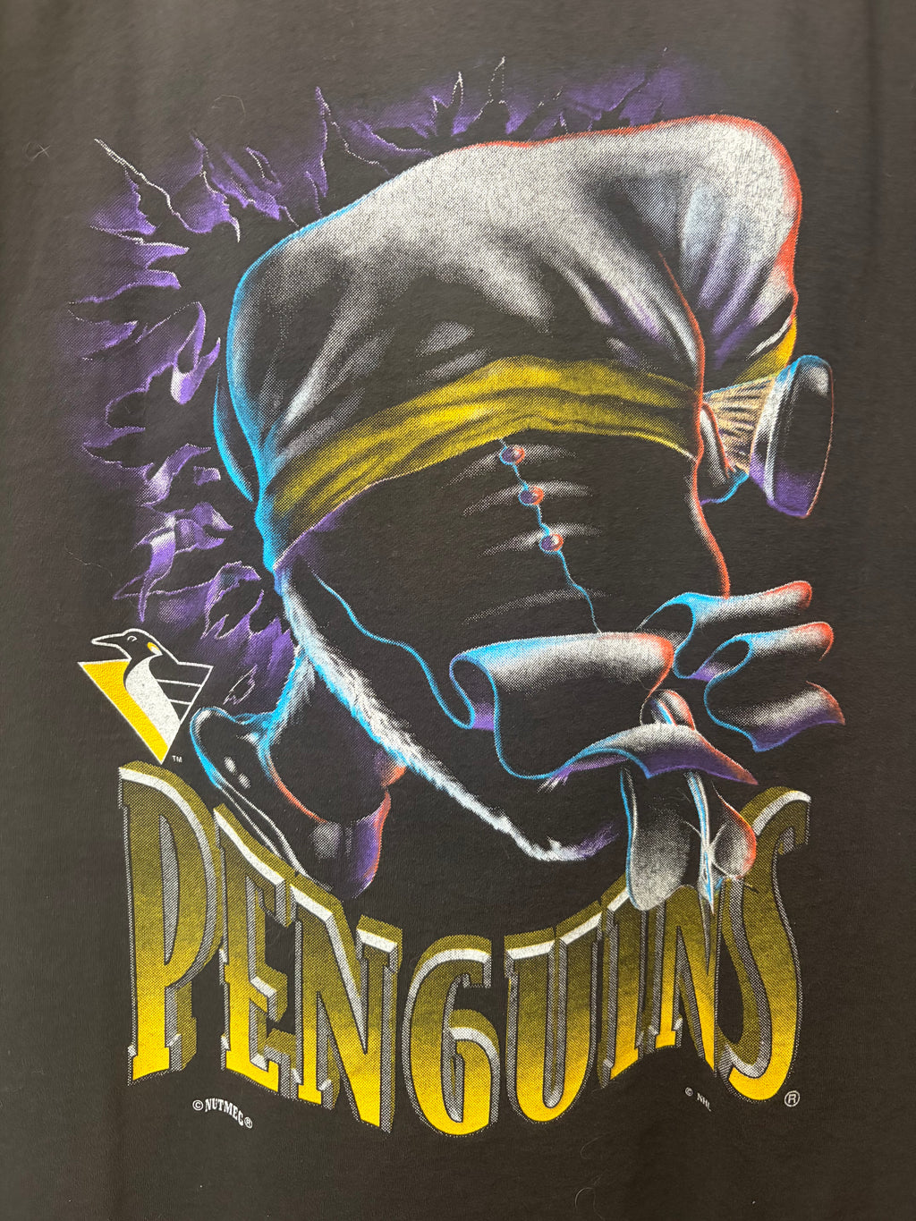 Vintage Pittsburgh Penguins “Breakthrough” T Shirt (XL)