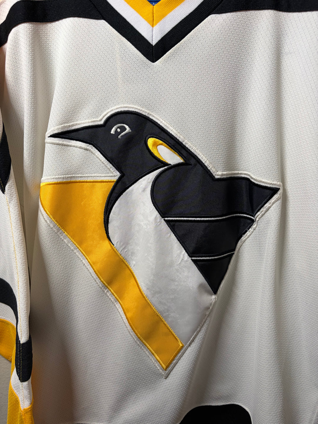 Vintage Pittsburgh Penguins Starter Jersey (Large)