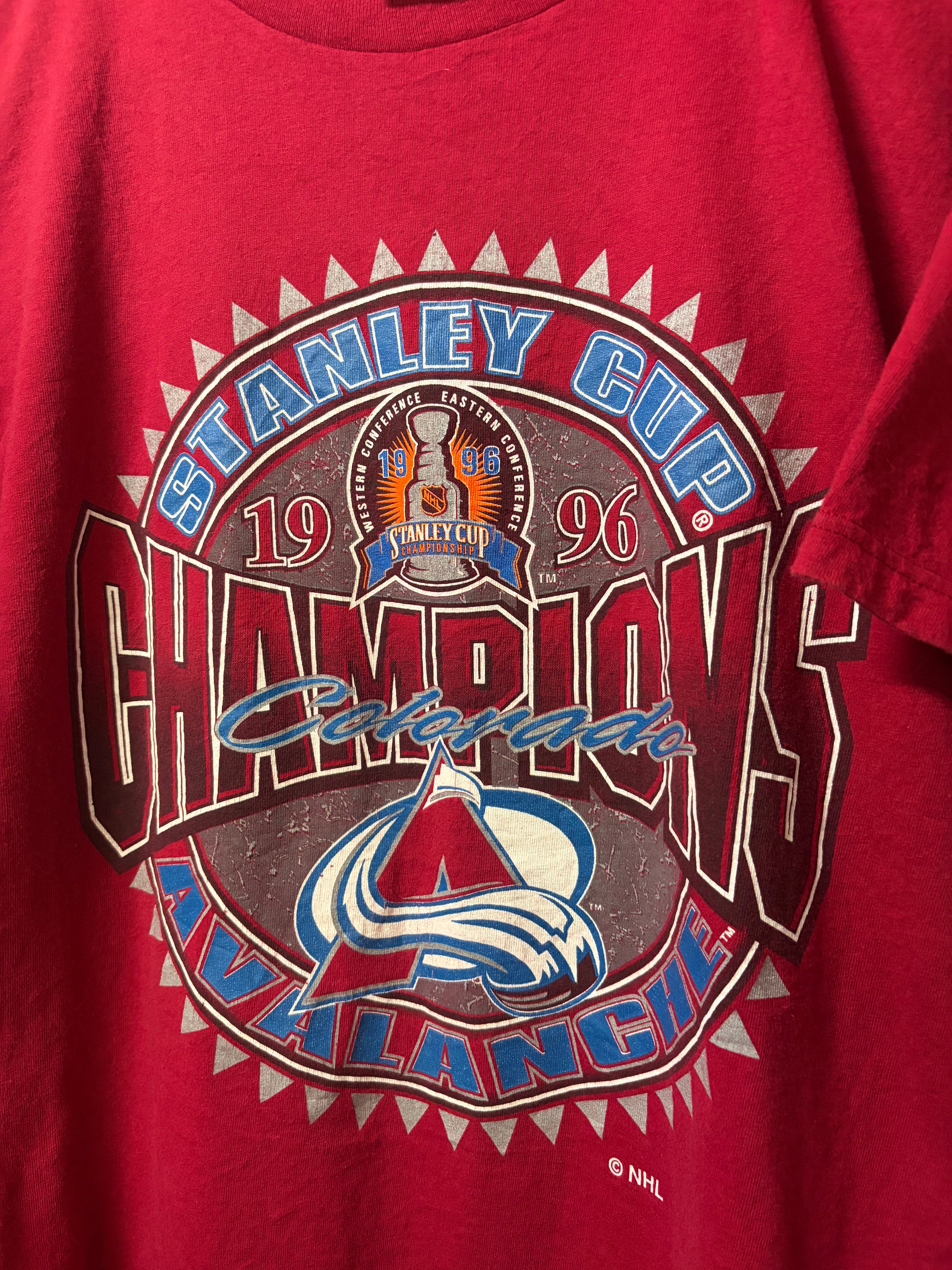 Vintage Colorado Avalanche 1996 Stanley Cup Champs T Shirt (L)
