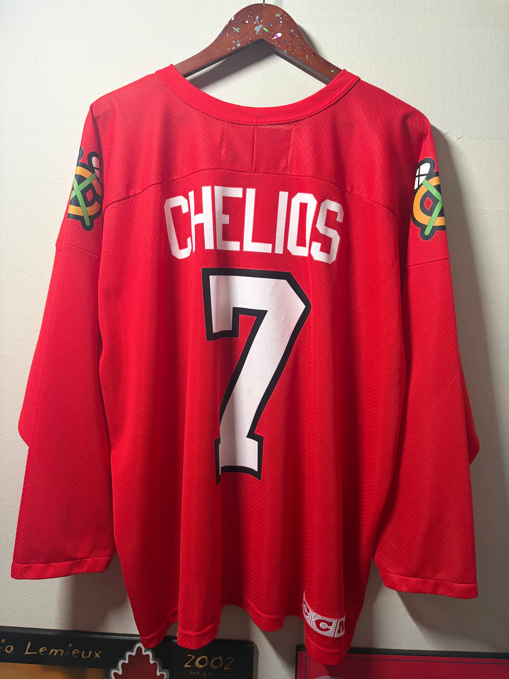 Vintage Blackhawks Chris Chelios #7 CCM Practice Jersey (XXL)