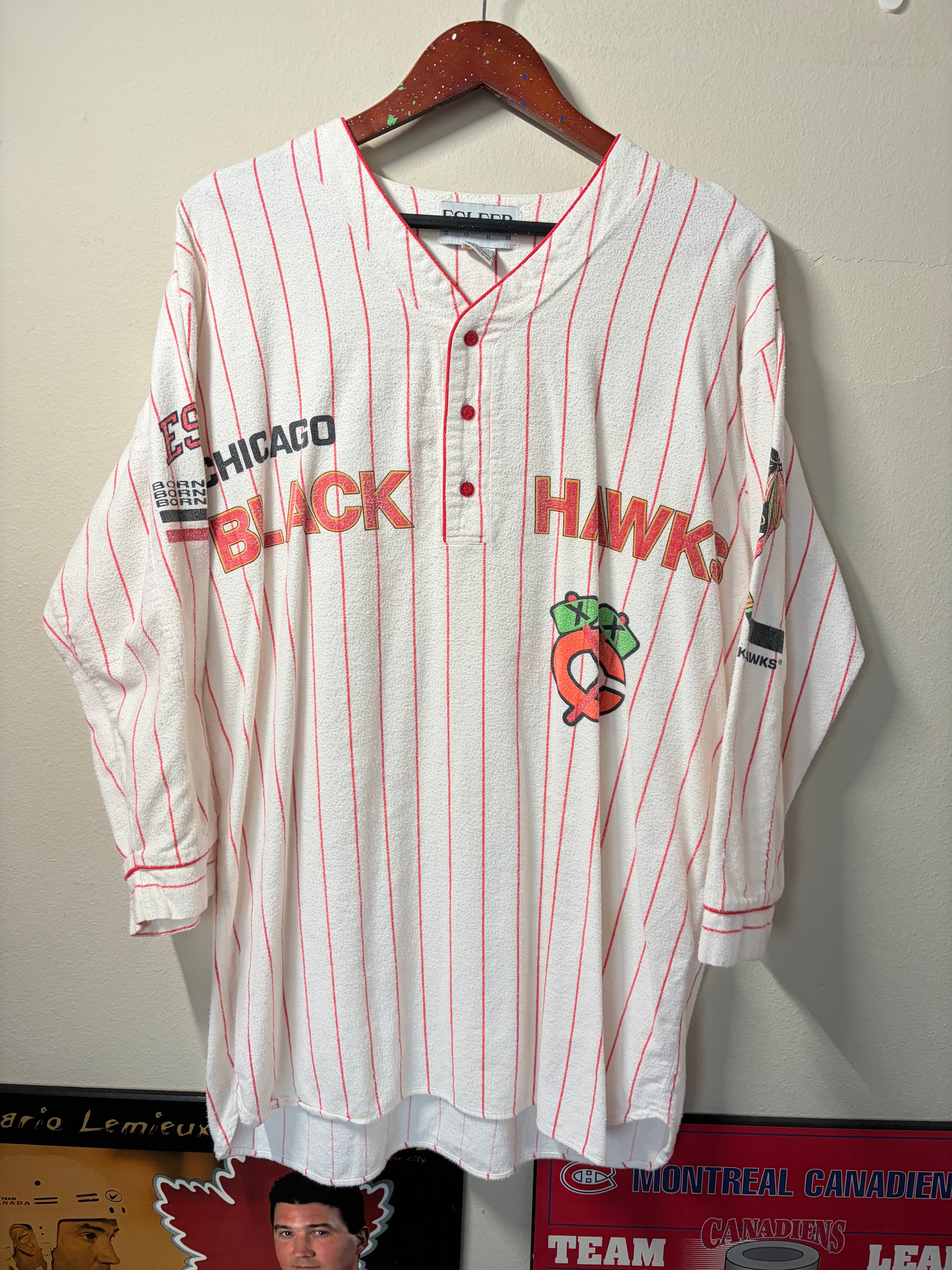 Vintage Blackhawks Sleep Shirt (OSFA)