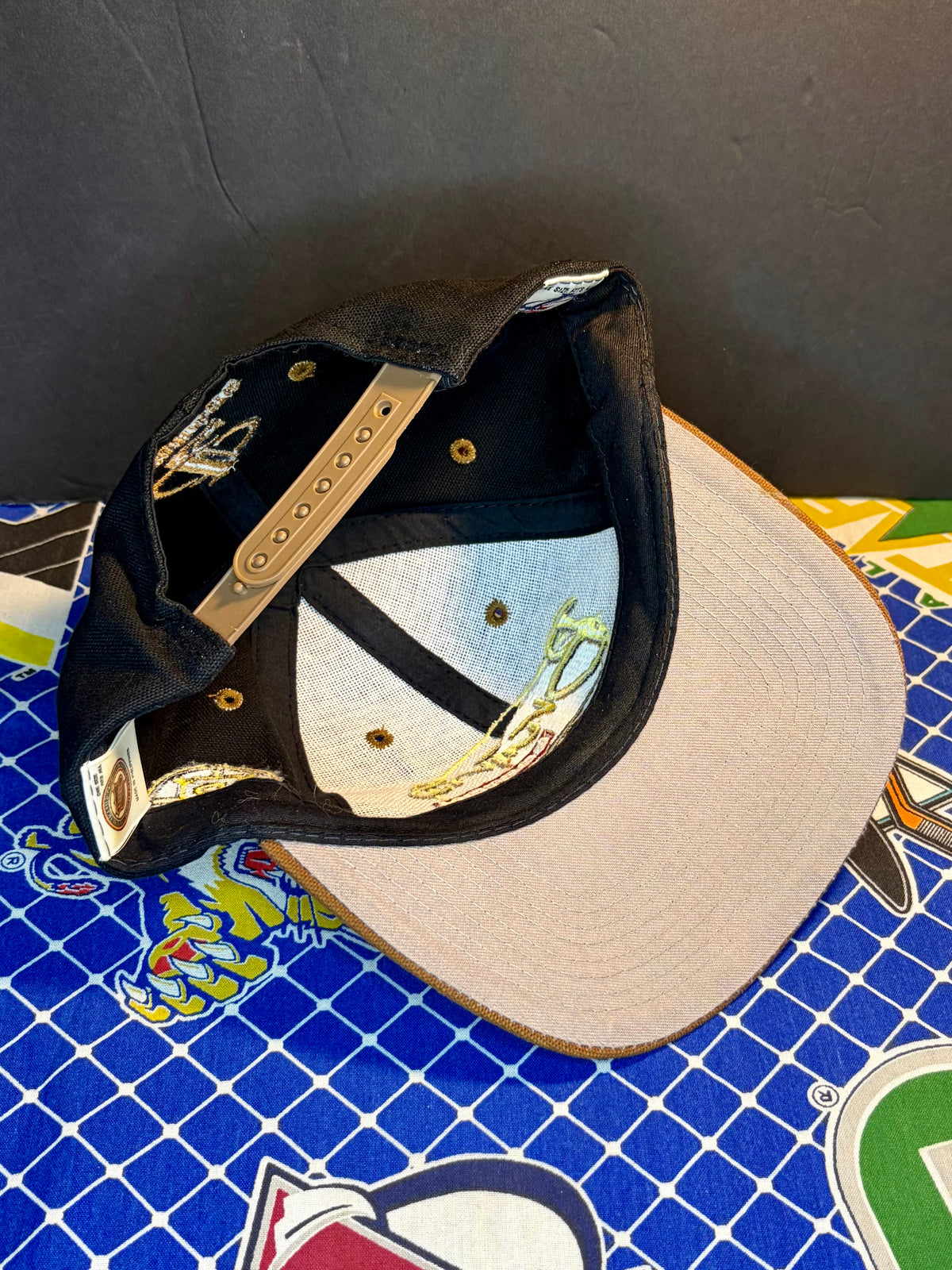Vintage Boston Bruins Logo Athletic Snapback