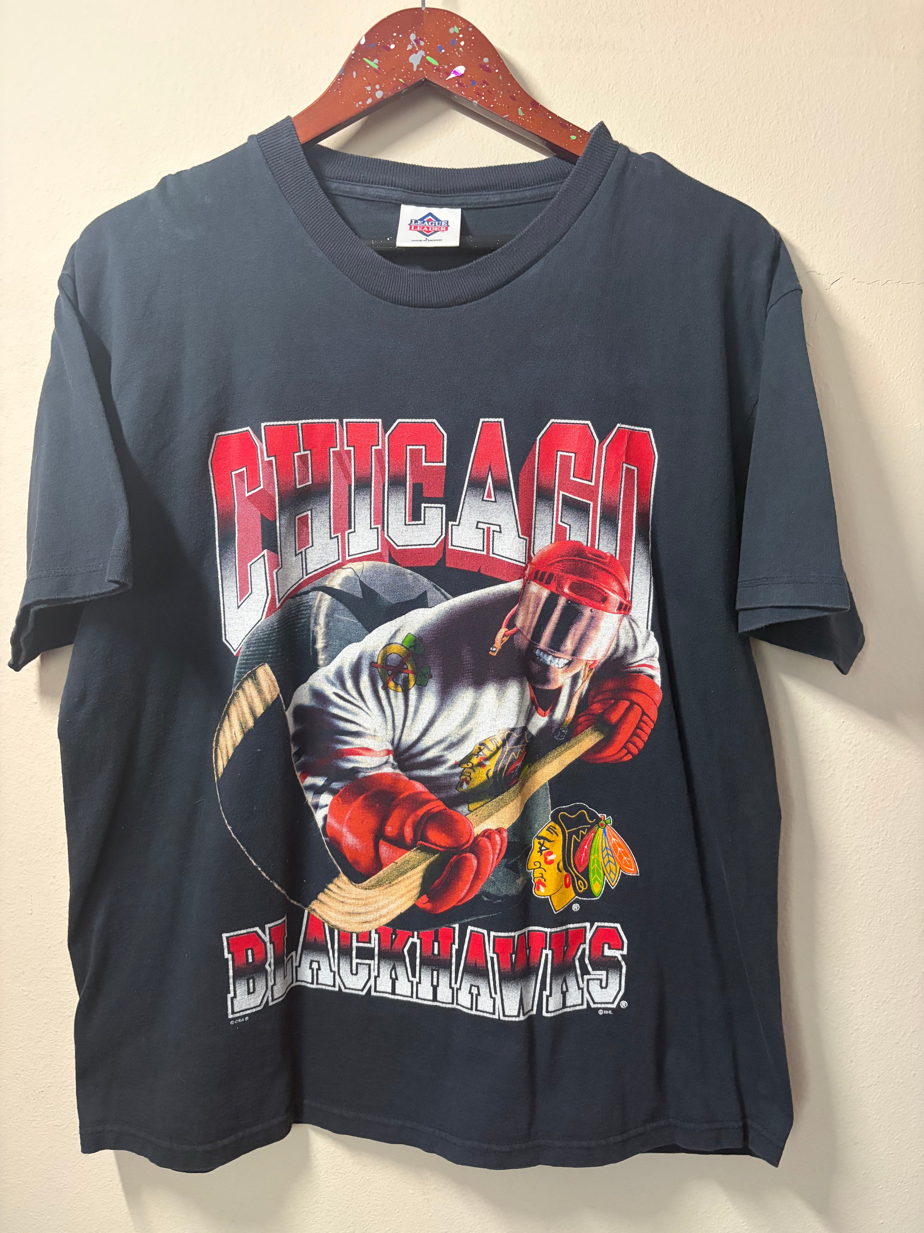 Vintage Blackhawks Player Graphic T Shirt (Large)
