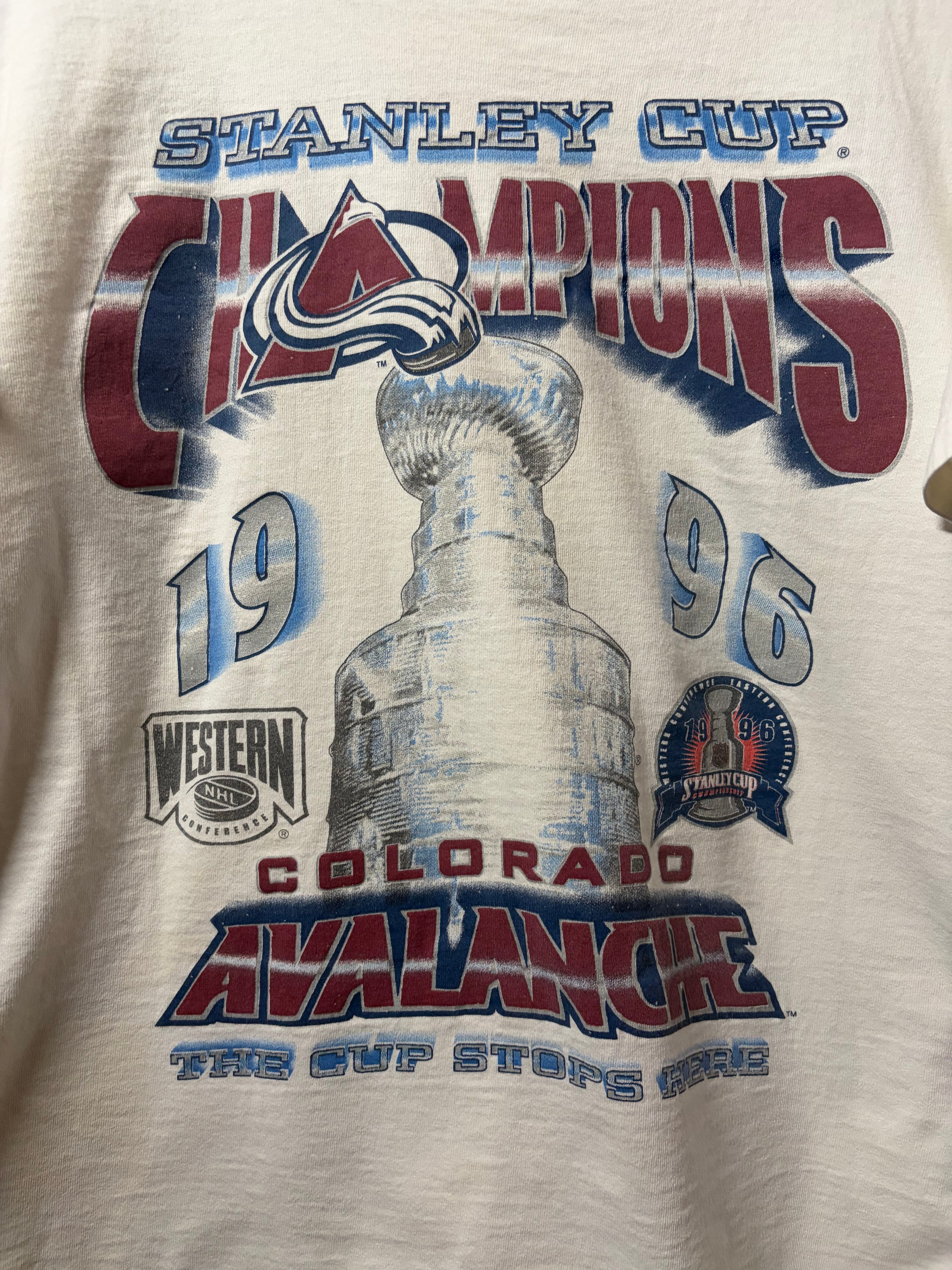 Vintage 1996 Colorado Avalanche Stanley Cup Champs T Shirt (XL)