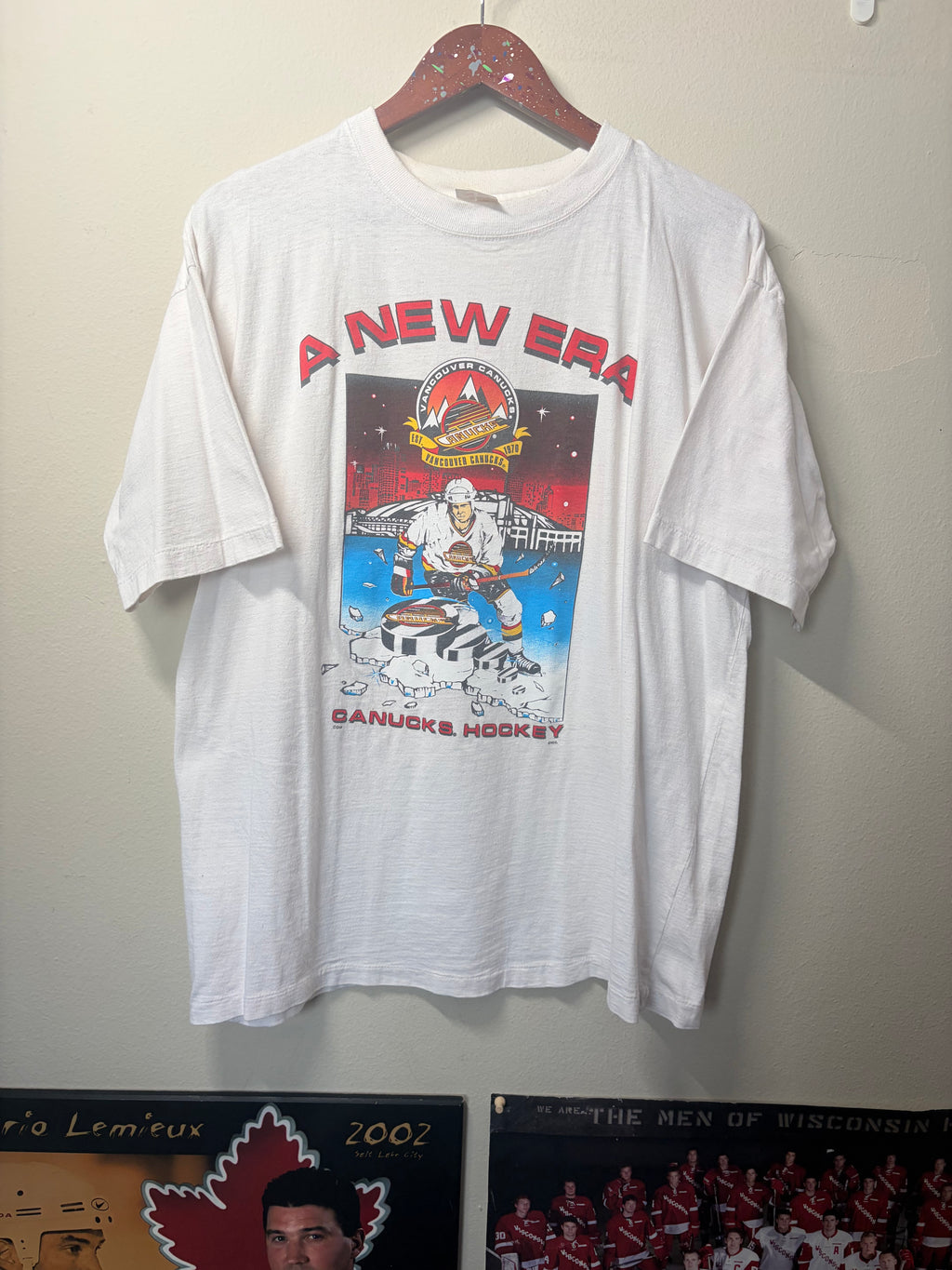 Vintage Vancouver Canucks T Shirt (XL)