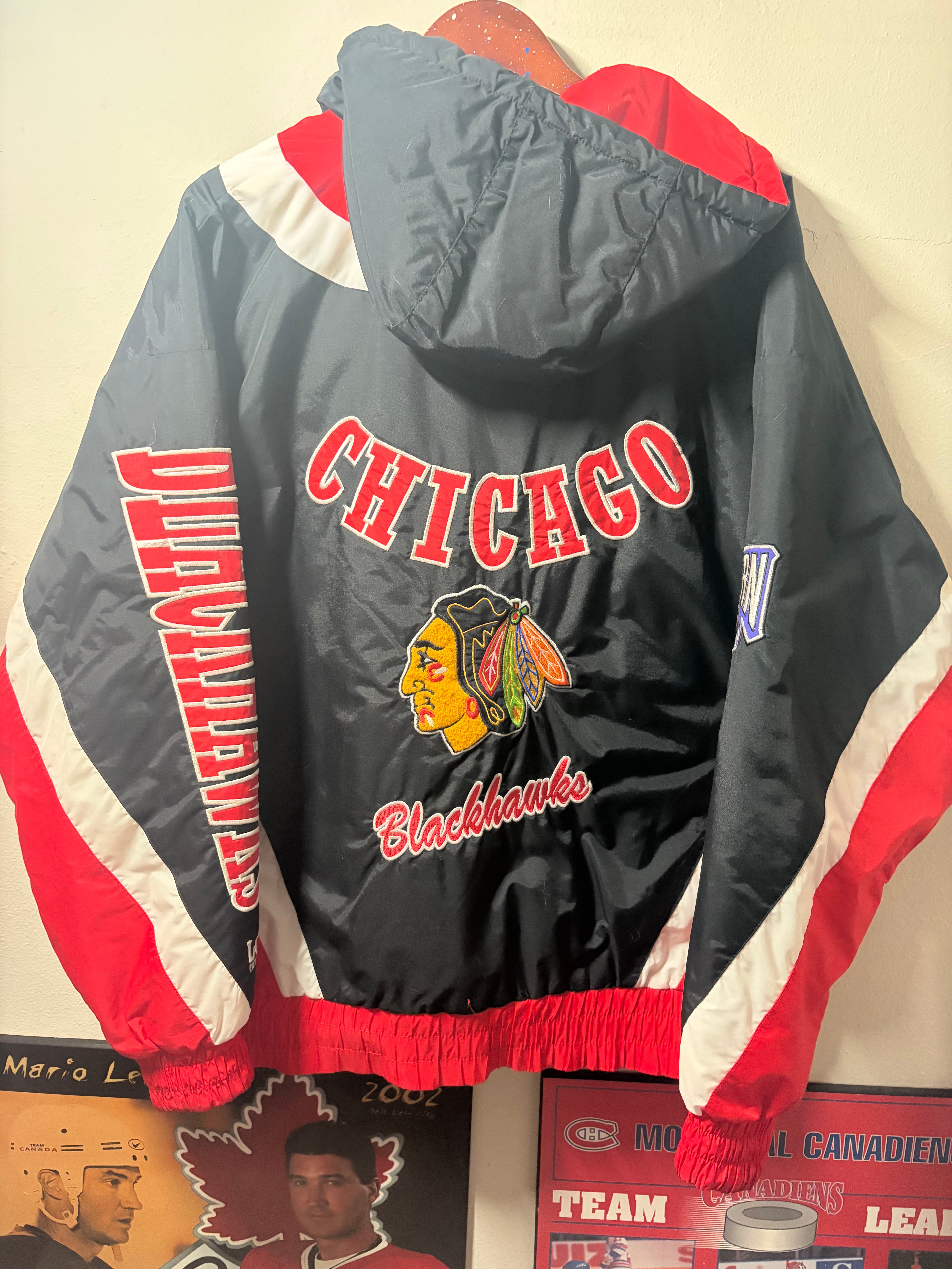 Vintage Blackhawks Lee Puffer Jacket (XL)