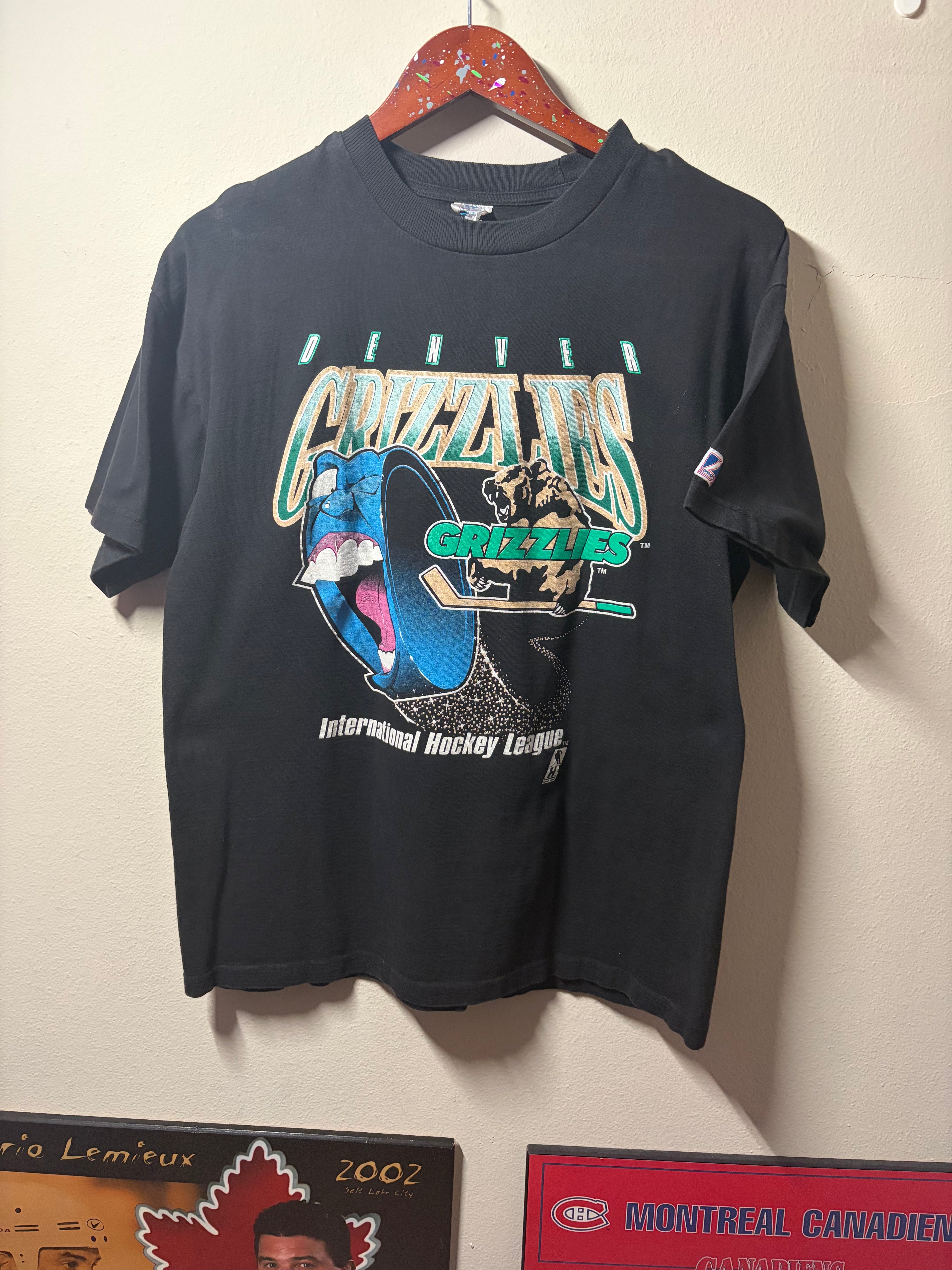 Vintage Denver Grizzlies Logo7 T Shirt (Medium)