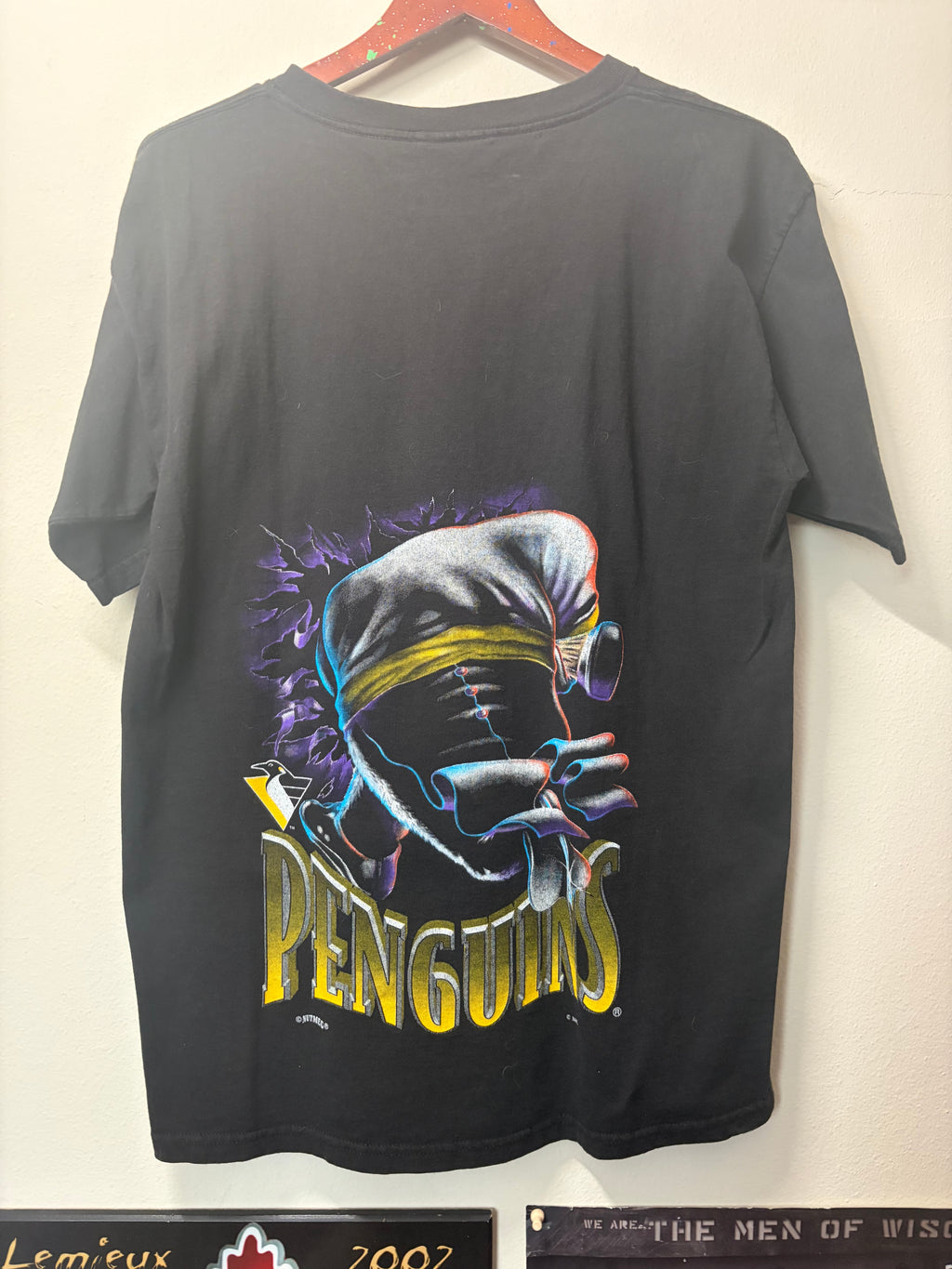 Vintage Pittsburgh Penguins “Breakthrough” T Shirt (XL)