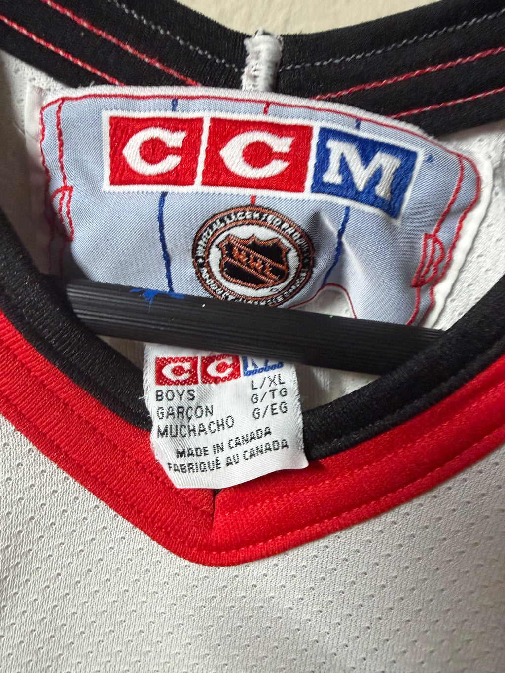Vintage Blackhawks CCM Youth Jersey (Y-L/XL)
