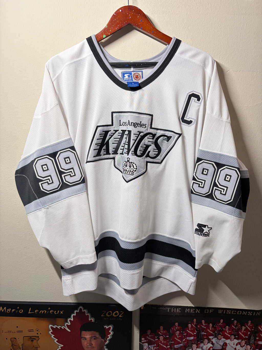 Vintage Wayne Gretzky #99 LA Kings Jersey (Medium)