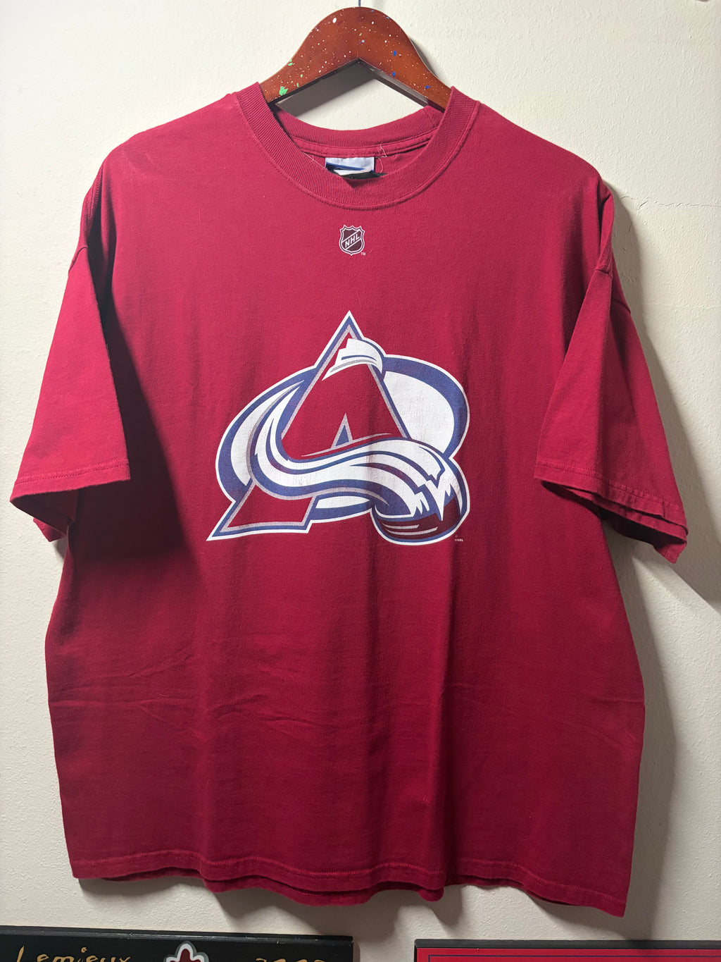 Joe Sakic #19 Colorado Avalanche Reebok T Shirt (XL)