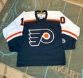 Vintage Flyers John LeClair #10 Jersey
