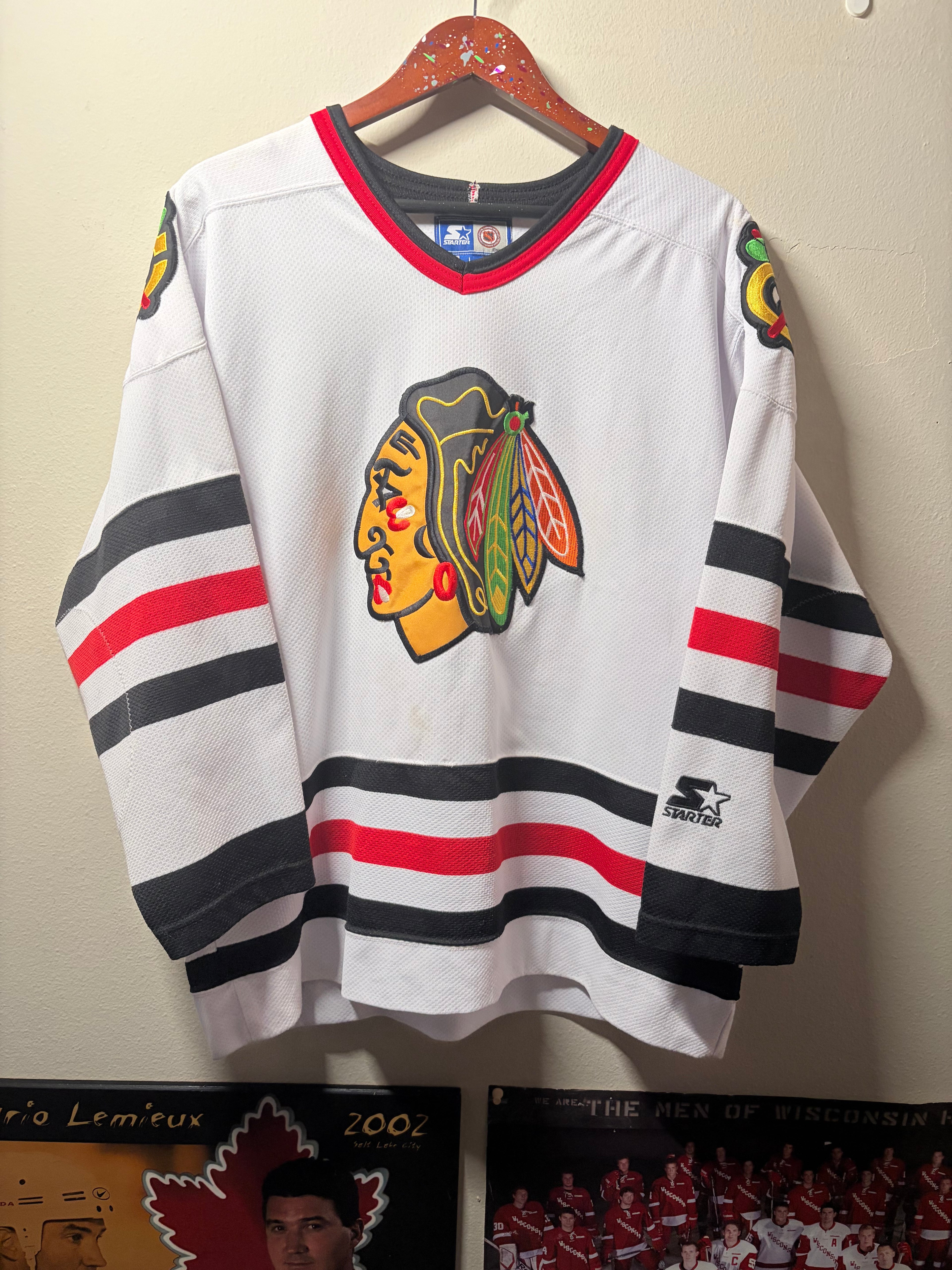 Vintage Blackhawks Starter Jersey (Large)