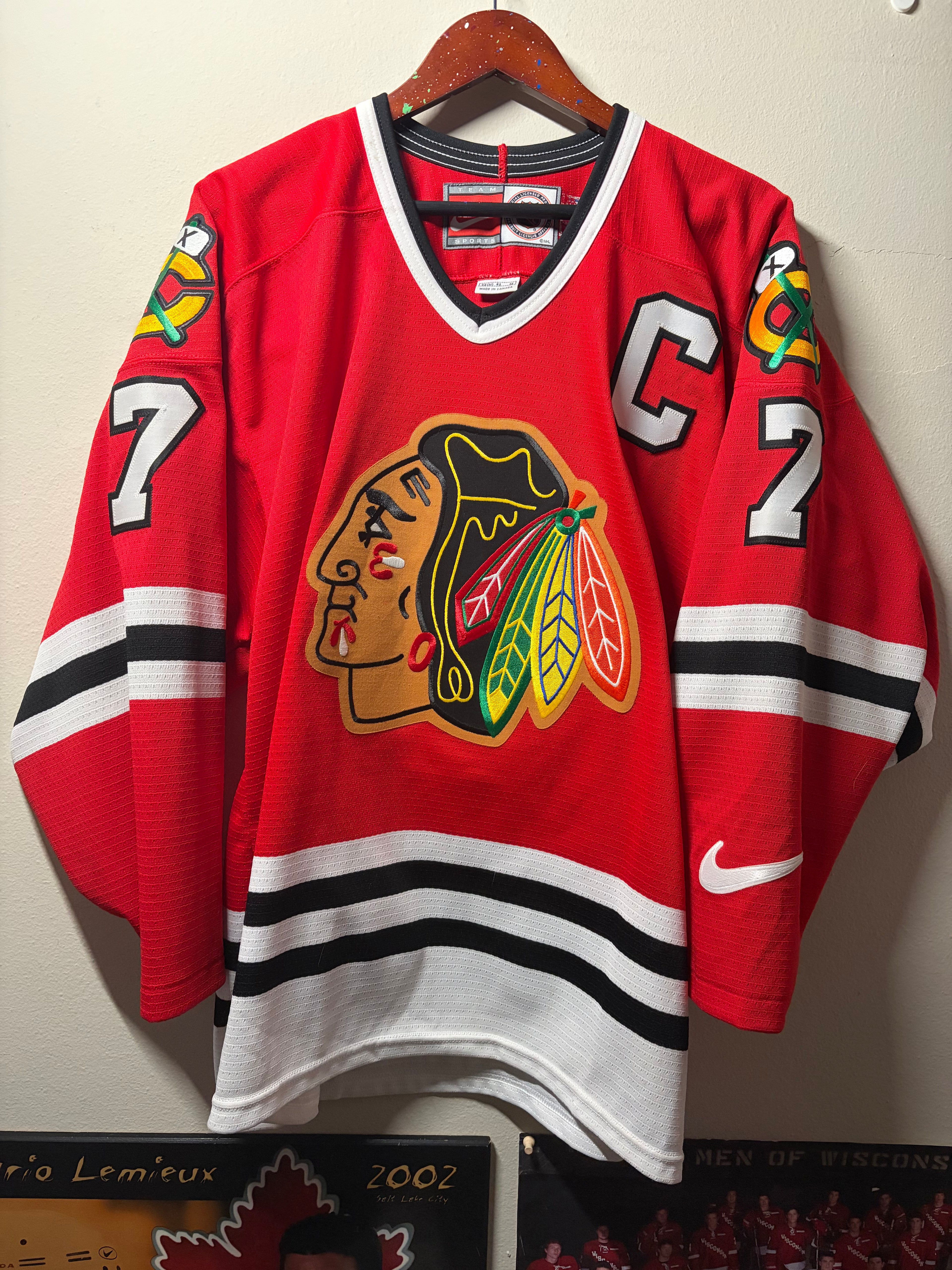 Vintage Chris Chelios #7 Nike Jersey (48/Medium)
