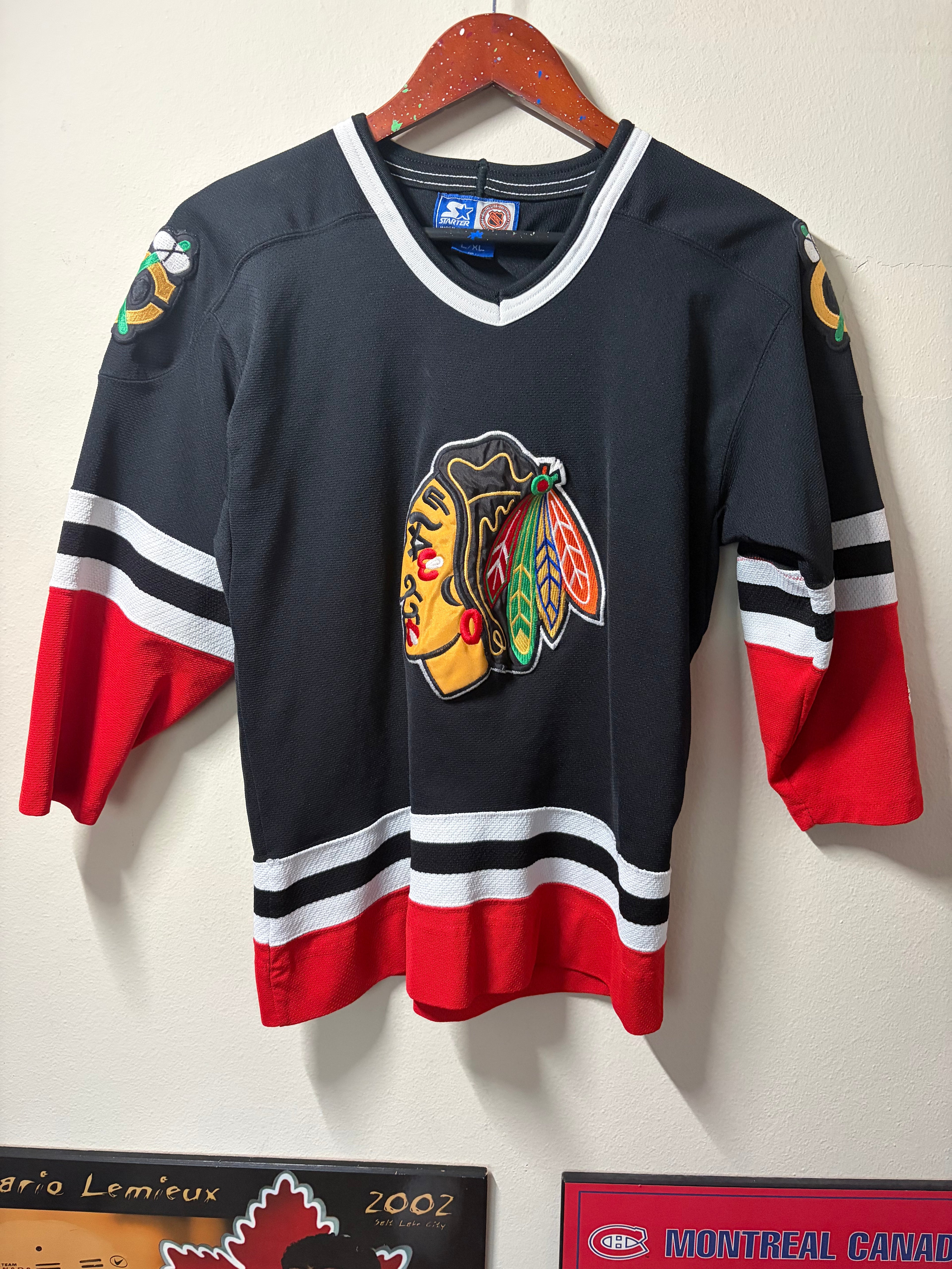 Vintage Blackhawks Youth Starter “Fashion” Jersey (Y-L/XL)