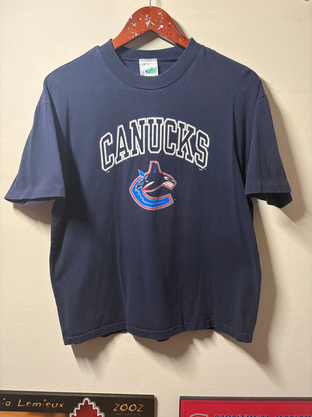 Vintage Vancouver Canucks T Shirt (XL)