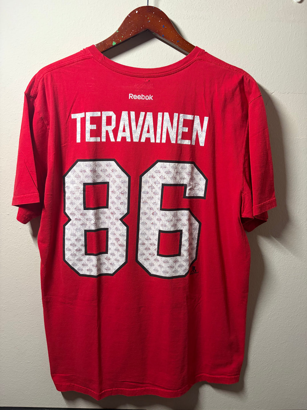 Teuvo Teravainen #86 Reebok T Shirt (XL)