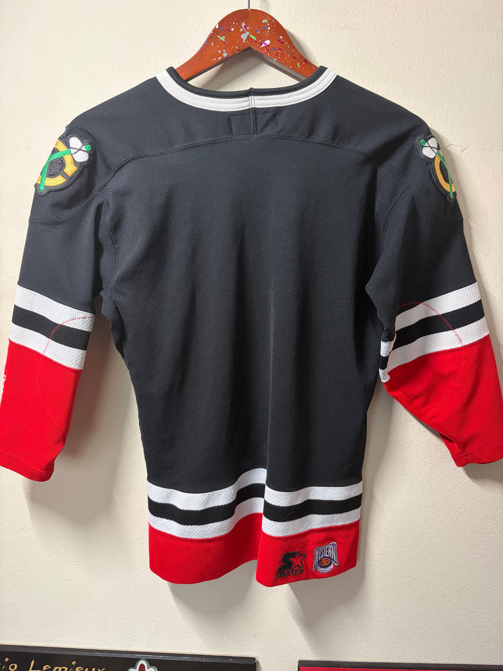 Vintage Blackhawks Youth Starter “Fashion” Jersey (Y-L/XL)