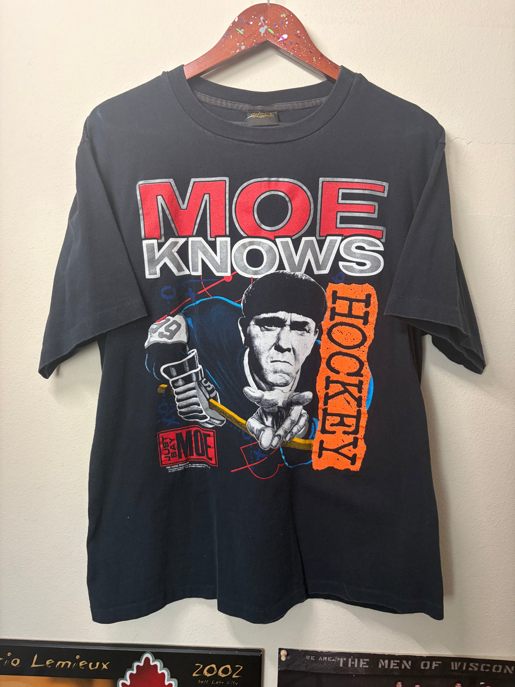 Vintage Three Stooges “Moe Knows Hockey” T Shirt (XL)