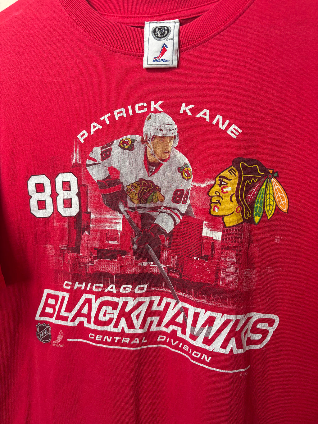 Patrick Kane #88 “Skyline” T Shirt (XL)