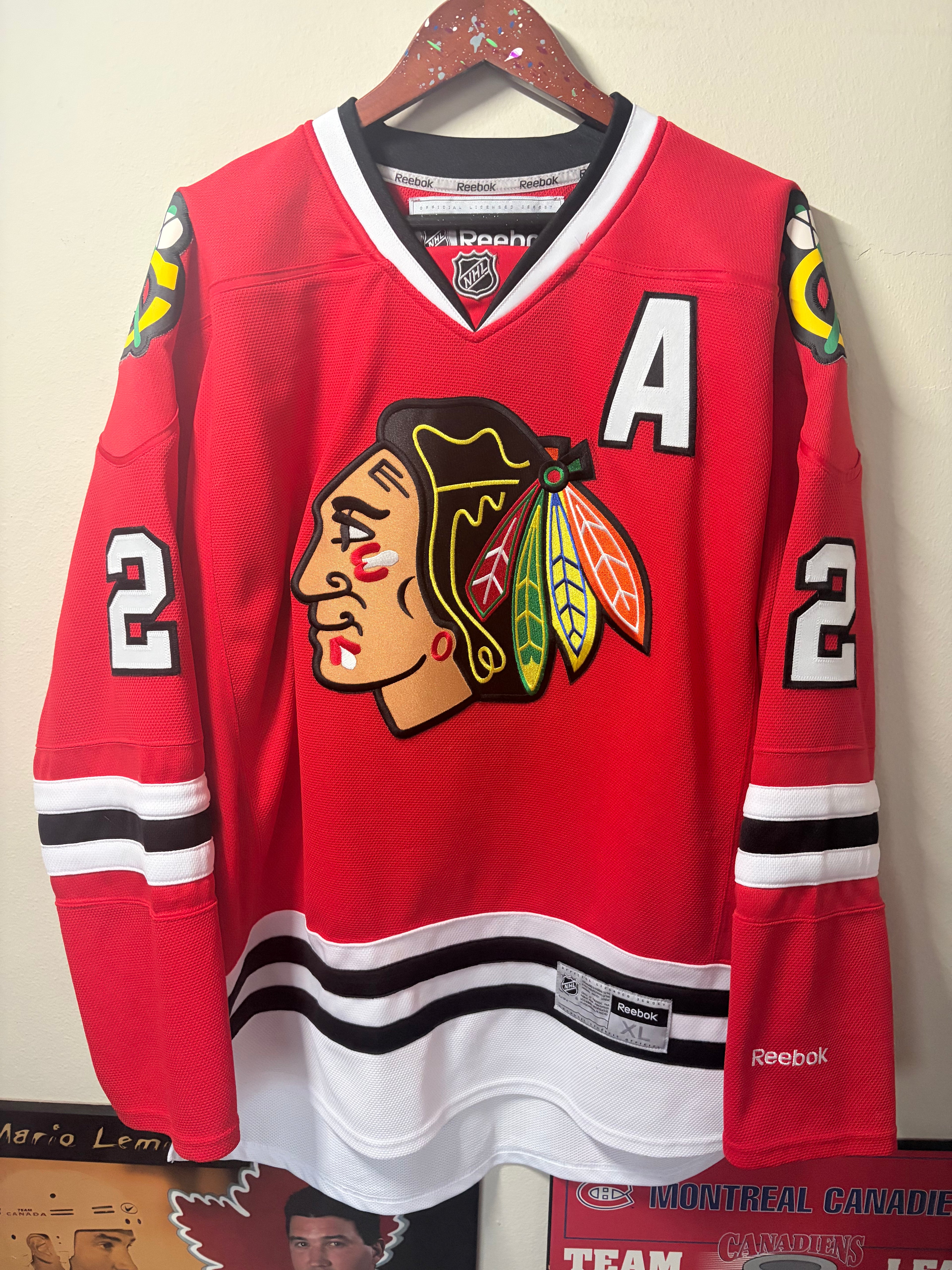 Duncan Keith #2 Reebok Jersey (XL)